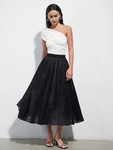 Aveloria Modichic 黑色百褶裙，精致多层百褶设计，经典通勤风，休闲百搭，优雅迷人，适合工作、休闲聚会、日常穿着，松紧腰设计，飘逸垂坠，A字廓形，柔软雪纺面料。主要特点：百褶裙，飘逸长裙，显瘦设计，通勤必备，舒适，复古优雅，百搭单品，女神范儿，轻盈面料。精致百搭显瘦柔软百褶拼接高腰裙，女士百褶裙，女士半身裙，正式场合半身裙，百褶裙搭配黑色半身裙。 - 黑色 - 查看 3