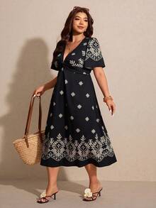 Elaquor 大码印花V领优雅派对连衣裙 - 黑色 - 查看 7