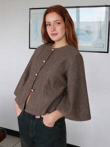 SILVIA DI SANTO 优雅复古法式女式浪漫约会奢华高端设计人字形圆领短款灯笼袖收腰金属纽扣西装外套 - 彩色 - 查看 6