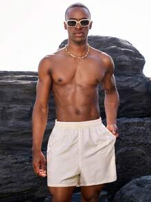 Manfinity VDAYZ 男士纯色弹力腰带休闲沙滩短裤 - 黑色 - 查看 4