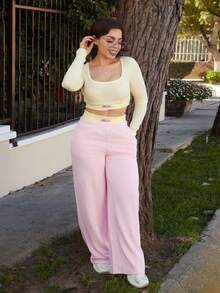Lupita Cardoza 2件套女士休闲拼色短款上衣和裤子套装 - 粉色 - 查看 3