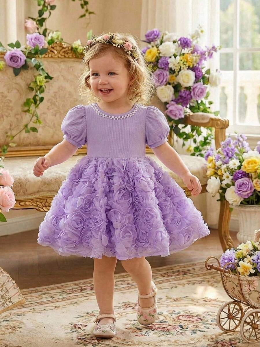 SHEIN Elegantes Baby Mädchen Kleid mit rundem Ausschnitt, Puffärmeln, Perlendekor und 3D Blumen Stoffrock - Mauve - Übersicht 1
