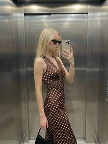 Maija 棕色波点V领蕾丝边中长连衣裙（女款） - 棕色 - 查看 2