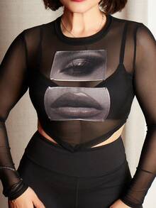 Lupita Cardoza Blusa negra corta con estampado de ojos y labios para mujer - Negro - Ver 3