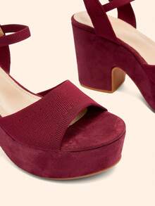 CUCCOO BASICS Giày sandal cao gót đế xuồng màu đen bằng vải, quai ngang mắt cá chân, kiểu dáng đơn giản và thoải mái dành cho nữ, phù hợp cho đi làm, hẹn hò, dự tiệc, kỳ nghỉ, đám cưới, ngày Valentine và Giáng sinh. - Màu Đỏ Sâu - Xem 3