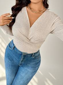 Auralis Nowa koszulka z długim rękawem i dekoltem w serek, ściągaczem w talii i skrzyżowanymi paskami, plus size dla kobiet, elegancki strój biurowy/seksowny podkoszulek z dekoltem w serek, morelowy T-shirt z długim rękawem - Morela - Zobacz 2