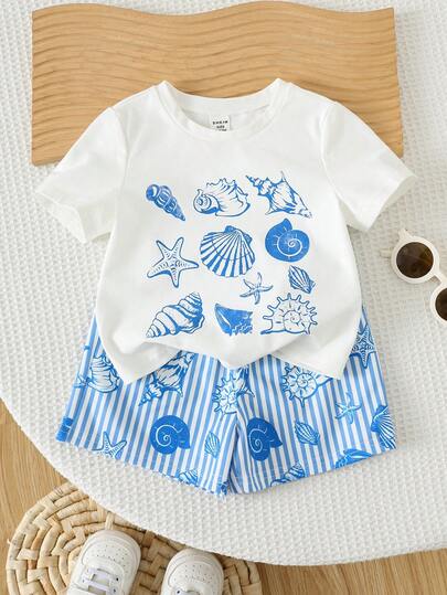 SHEIN Bộ 2 món áo thun ngắn tay và quần short họa tiết vỏ sò dễ thương cho bé trai/bé gái, thích hợp mặc mùa xuân/hè.