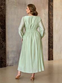 Roveilla Große Größen V-Ausschnitt Blütenärmel strukturierte geraffte Taille Midi Kleid Salbeigrün, Herbst, elegant, Hochzeitsgast französischer Stil Leinen Seidenkleid für Frauen Hochzeit - Minzgrün - Übersicht 2