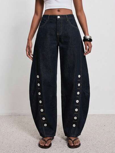 ATUI Studio Jeans en denim décontractés et amples avec boutons décoratifs pour femmes