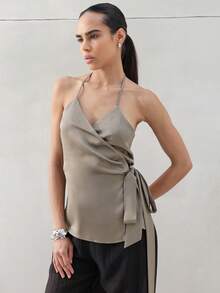 KSTM Áo kiểu yếm màu xanh lá cây nhạt với chi tiết buộc dây bên hông và cổ chữ V, thích hợp cho trang phục thường ngày mùa hè. - màu xanh lá - Xem 5