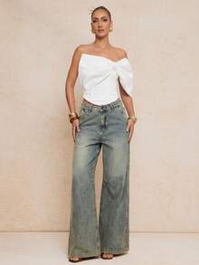 Lumalex Áo croptop nữ màu trắng không dây, ôm eo, thiết kế nơ lớn kiểu cổ điển, phong cách lãng mạn và thanh lịch cho mùa Xuân/Hè, thích hợp cho các bữa tiệc. Áo có phần thân trên mềm mại, phần eo kiểu corset, ôm sát cơ thể và tạo dáng thanh lịch nữ tính. Thích hợp cho mùa Xuân/Hè, phong cách lãng mạn thanh lịch. - trắng - Xem 4