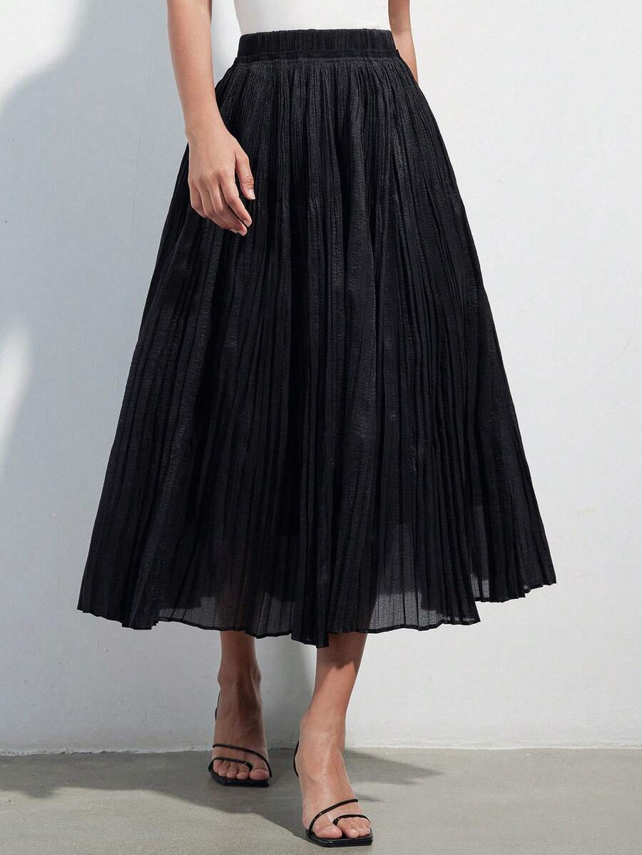 Aveloria Modichic 黑色百褶裙，精致多层百褶设计，经典通勤风，休闲百搭，优雅迷人，适合工作、休闲聚会、日常穿着，松紧腰设计，飘逸垂坠，A字廓形，柔软雪纺面料。主要特点：百褶裙，飘逸长裙，显瘦设计，通勤必备，舒适，复古优雅，百搭单品，女神范儿，轻盈面料。精致百搭显瘦柔软百褶拼接高腰裙，女士百褶裙，女士半身裙，正式场合半身裙，百褶裙搭配黑色半身裙。 - 黑色 - 查看 1