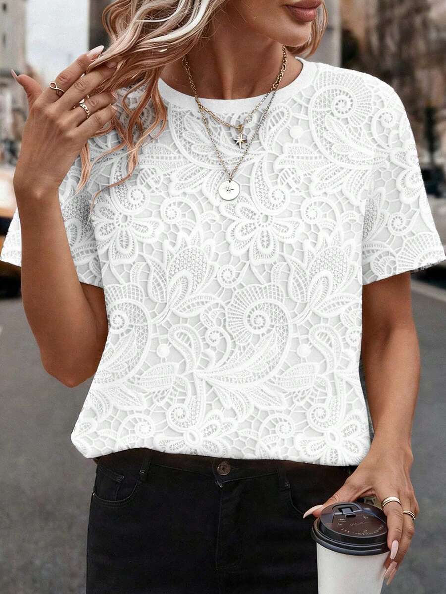Áo thun nữ in ren, kiểu dáng thoải mái, cổ tròn, tay ngắn, phù hợp mặc hàng ngày. - trắng - Xem 1
