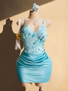 SHEIN ICON 大码女式蓝色亮片拼接交叉露背吊带迷你连衣裙 - 藍色 - 查看 4