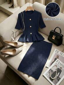 Franclia Bộ đồ dệt kim nữ mùa xuân sớm, kiểu dáng cổ điển, thanh lịch, đa năng, cổ tròn, tay ngắn, đính cúc kim loại tinh tế, dáng chữ A, viền bèo nhún, kết hợp với chân váy midi ôm sát. - Màu xanh hải quân - Xem 2