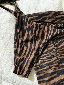 Swim Vcay 女士随机印花露背金属装饰迷你裙三件套比基尼套装，春夏款 - 彩色 - 查看 4