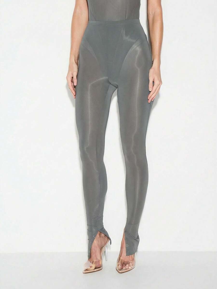 KIZN 高腰仿皮打底裤，脚踝处有纽扣装饰，全长修身裤 - 卡其色 - 查看 1