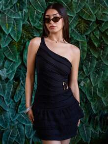 Andrea Bello Sexy Outfit - Asymmetrisches Top + Peplum Mini-Rock - Schwarz - Übersicht 1