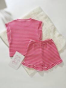 SHEIN Playful Pals 2件套女婴0-3岁春夏休闲日常度假针织黑白条纹荷叶袖圆领T恤和短裤套装 - 玫紅色 - 查看 2