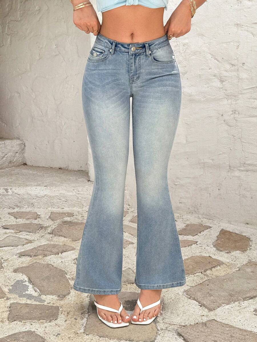 Rivivi 女士牛仔修身喇叭裤 - 淺色水洗藍 - 查看 1