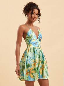 Travachic Váy nghỉ mát hở lưng cổ yếm in hoa - màu xanh lá - Xem 6