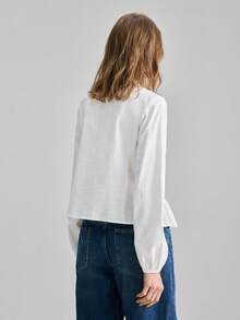 Ontre 2026SS New Spring/Summer Versatile Vintage Elegant Business Casual Blouse, Suitable For New Year, Easter, Valentine's Day, Vacation, Wedding Guest, Urban Commute, Business Casual - White - View 4