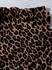 Mellowie 休闲简约度假复古豹纹图案女式V领纽扣短袖大码衬衫，适合海滩、度假、夏季外出穿着。 - 彩色 - 查看 5