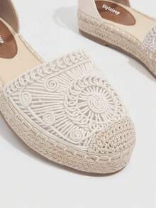 Styleloop Women's Flat Slip-On Shoes, Boho Style, Retro American, Bohemian, Western, Music Festival, Party Outfit For Christmas Holiday Travel Essential Boho Cowgirl Outfit - Beige - View 3