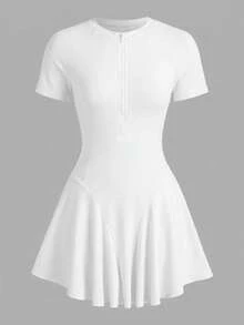 CourtClass 女士纯色短袖运动连衣裙和短裤套装 - 白色 - 查看 3