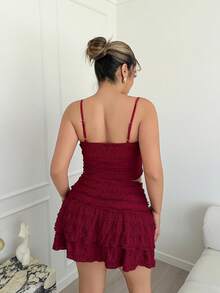 Maria Perezxox 2 件荷叶边吊带背心和荷叶边下摆 A 字迷你裙套装，优雅时尚女士春夏装 - 酒紅色 - 查看 2