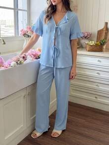 Snug Reverie 泡泡印花纯蓝色胸前系带蝴蝶结荷叶边女士短袖睡衣套装 - 淺藍色 - 查看 3