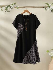 EMERY ROSE 大码女式夏季休闲度假风拼接植物印花宽松短袖连衣裙 - 黑與白 - 查看 4