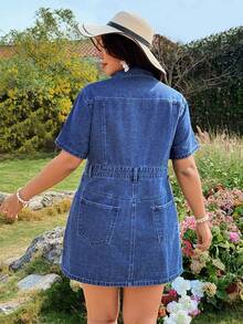 Breezaya 大码女式花卉刺绣单排扣时尚约会休闲牛仔连衣裙 - 藍色 - 查看 2