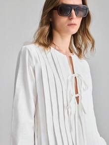 Ontre 2026SS New Spring/Summer Versatile Vintage Elegant Business Casual Blouse, Suitable For New Year, Easter, Valentine's Day, Vacation, Wedding Guest, Urban Commute, Business Casual - White - View 5