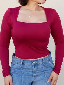 Lupita Cardoza 女式夏季简约 Y2K 基本款日常休闲辣妹弹力舒适灰色紧身方领长袖 T 恤 - 酒紅色 - 查看 3