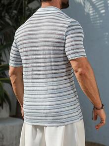 VENTUSAIL 男士短袖衬衫，INS风条纹面料，适合日常穿着，也是送给男友或丈夫的绝佳礼物。男士衬衫、毛衣、男士钩针衬衫、男士度假装、男士短袖衬衫、男士夏季衬衫、男士奢华衬衫、复古风格，适合日常休闲、周末旅行、户外活动、探险旅行、送给男友/丈夫的礼物、周年纪念/生日礼物、派对、夏季假期、沙滩装、婚礼、春夏等场合。 - 藍色 - 查看 2