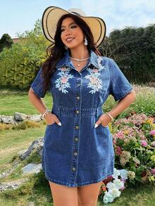 Breezaya 大码女式花卉刺绣单排扣时尚约会休闲牛仔连衣裙 - 藍色 - 查看 5