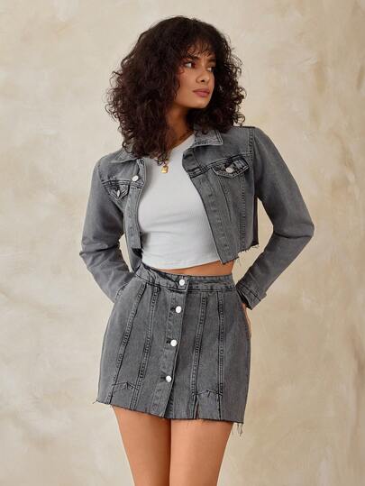 CasuGlow Set di giacca di jeans corta con dettaglio a patta e gonna con bottoni davanti