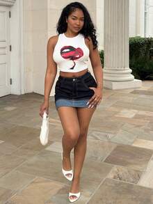 Alexandranx 女士镂空印花紧身短款上衣 夏季休闲时尚背心 图案 T 恤 女士上衣 - 白色 - 查看 1