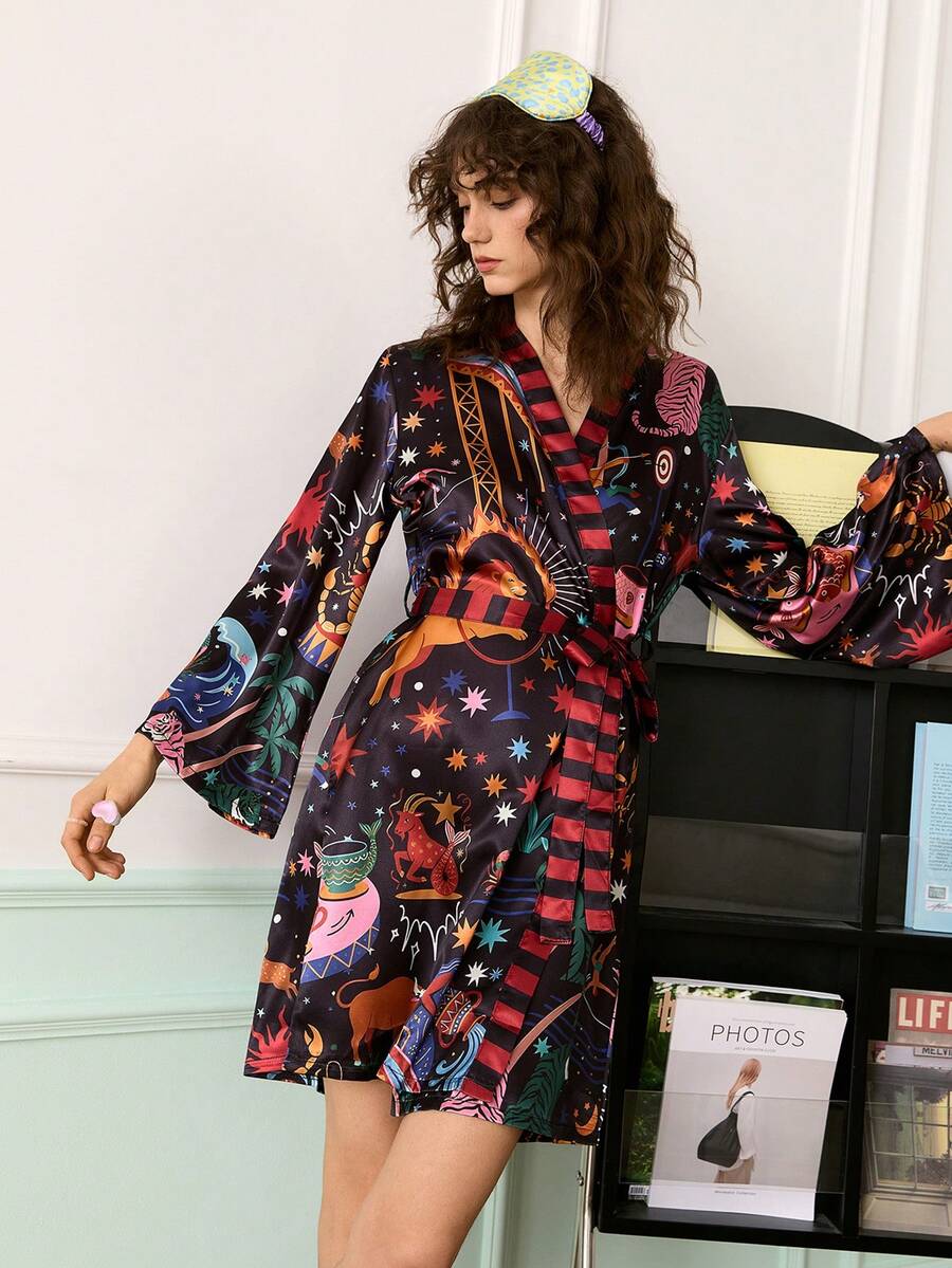 Young Zodiac Circus Innovative Pattern Contrast Red & Black Striped Women Robe - Multicolor - View 1