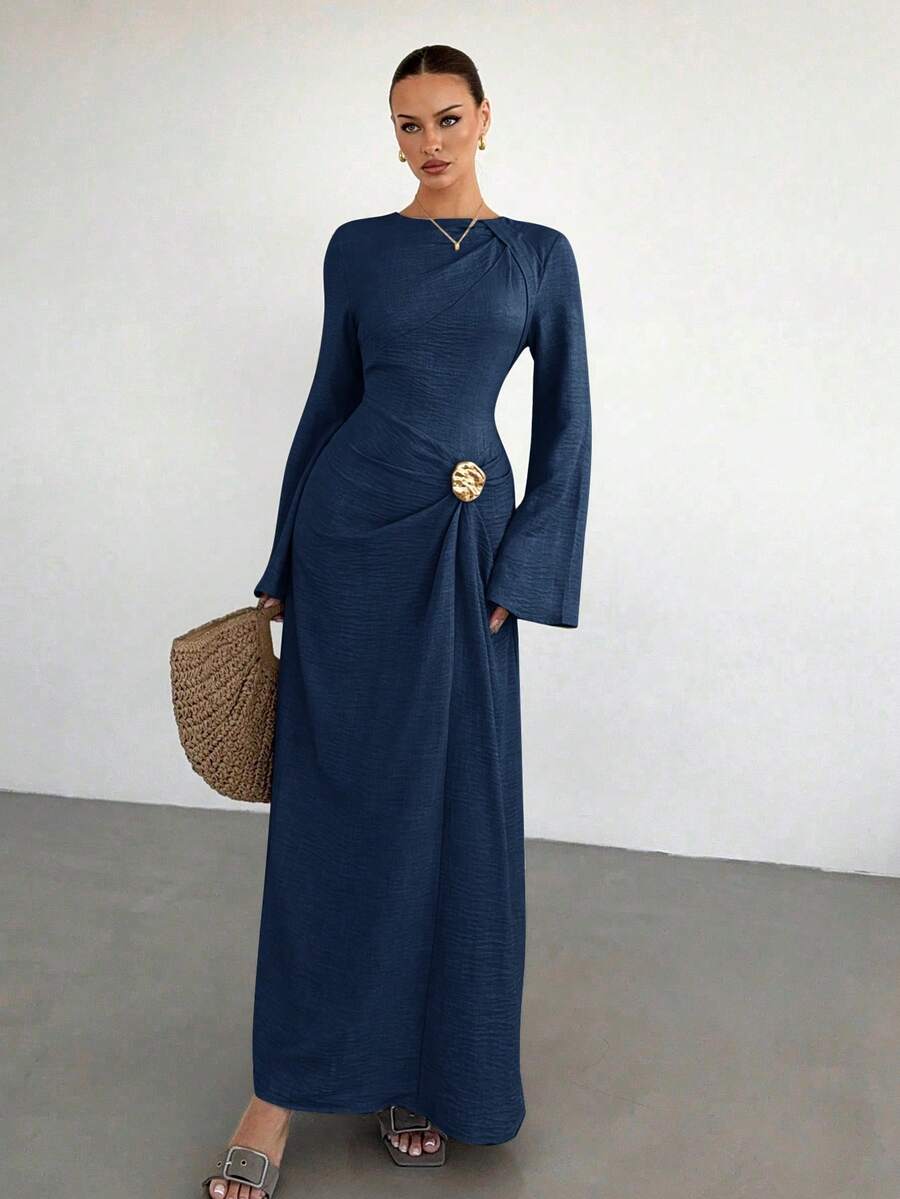 Siren Gaze 女士纯色扭结前襟金属扣装饰喇叭袖连衣裙，女士婚礼宾客礼服，女士正式礼服 - 藏蓝色 - 查看 1