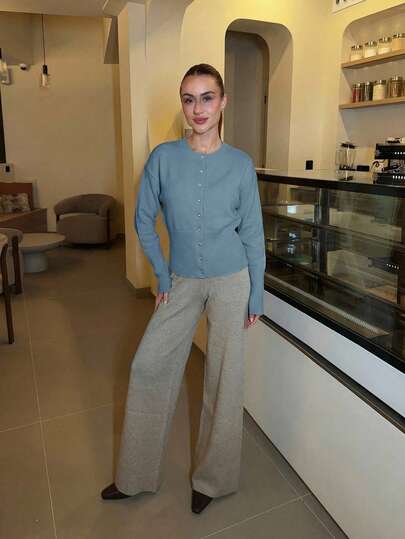 Abrilcols 短款修身前扣纯色长袖简约休闲针织开衫、毛衣、短款女式毛衣、女式毛衣、针织毛衣、冬季女装、秋季女装、FW24