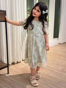DAZY Young Girl Floral Embroidery Round Neck Ruffle Sleeve Cute Dress Summer - Green - View 3