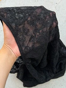 FavEase Damen minimalistische schwarze asymmetrische Ausschnitt sexy durchsichtige Spitze Taille locker sitzende Kurzarm T-Shirt - Schwarz - Übersicht 4