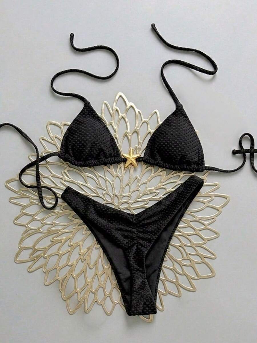 Swim Vcay Conjunto de bikini bohemio de 2 piezas "Swim Vacay", de color blanco crema sólido con textura, con tirantes ajustables, Bottom con espalda en T y pierna alta, tela jacquard especial y decoración de estrella de mar de metal, traje de baño lujoso, de moda y sexy para vacaciones de verano, atuendo de mujer - Negro - Ver 1