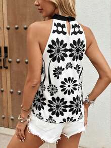 EMERY ROSE Women's Printed Pleated Sleeveless Casual Summer Shirt, Sleeveless Blouse - Black and White - View 2