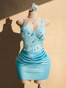 SHEIN ICON 大码女式蓝色亮片拼接交叉露背吊带迷你连衣裙 - 藍色 - 查看 3