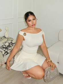 Maria Perezxox 女士夏季古铜色金属花卉吊带背心和褶皱多层迷你裙套装 - 杏色 - 查看 5