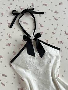 Elamini 女士黑色滚边蝴蝶结迷你吊带白色连衣裙，可爱又青春 - 黑與白 - 查看 5