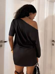 StreetHx Women's Fashionable Asymmetrical Shoulder Printed Black Dress - Multicolor - View 2